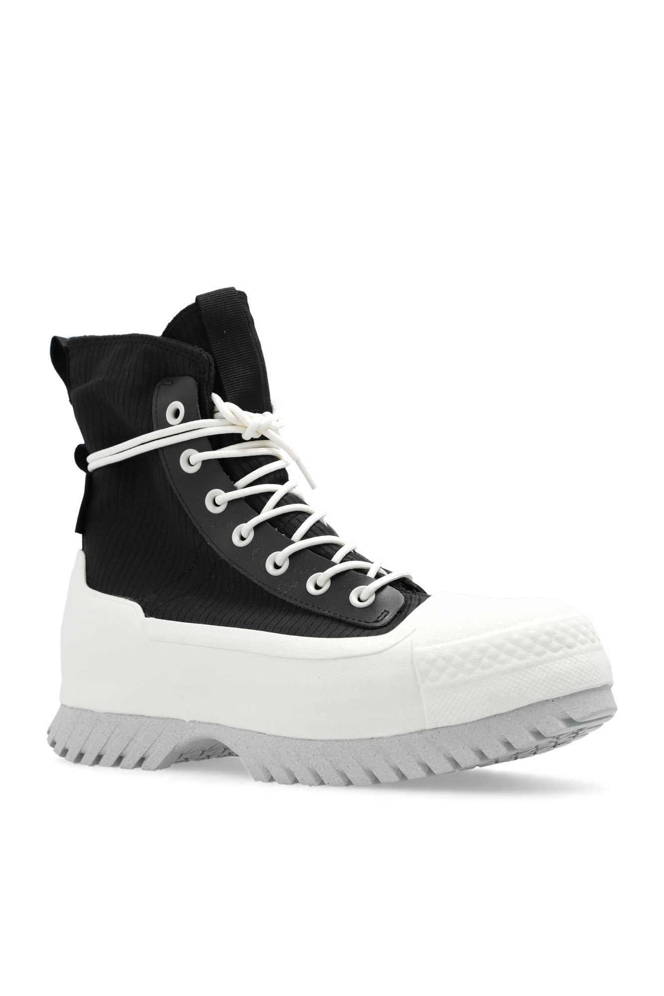 コブクロード2.3.4 Converse Chuck Taylor All Star Lugged 2.0 HI Leather